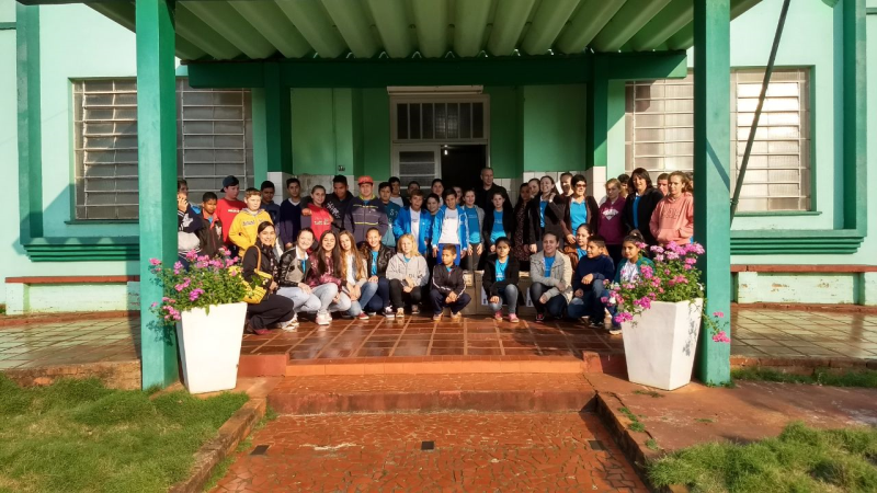 ESTUDANTES DA REDE MUNICIPAL FAZEM DOAÇÃO